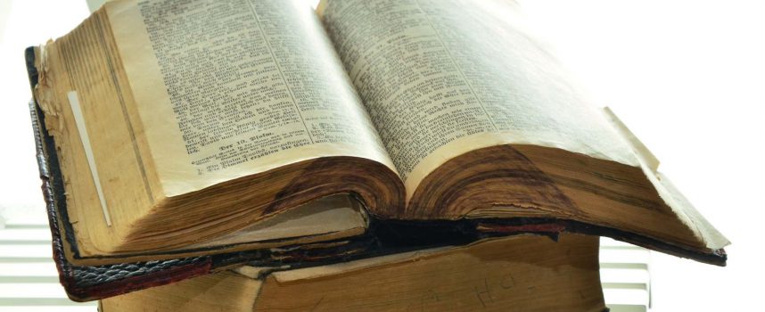 Na czym polega uniwersalna wartość Biblii?