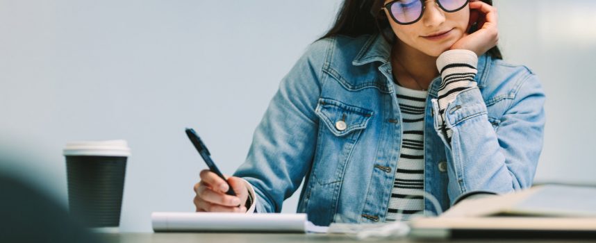 Co po maturze – praca czy studia?