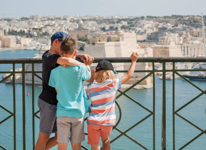 Morze, plaża i zabytki. Co jeszcze Malta może zaoferować twojemu dziecku?