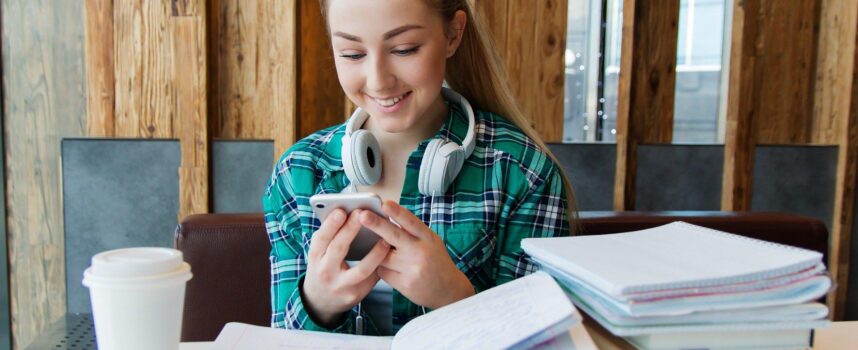 Najlepsze smartfony dla ucznia – TOP 5