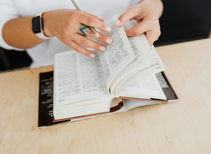 Tłumaczenie pisemne, ustne i uwierzytelnione – charakterystyka