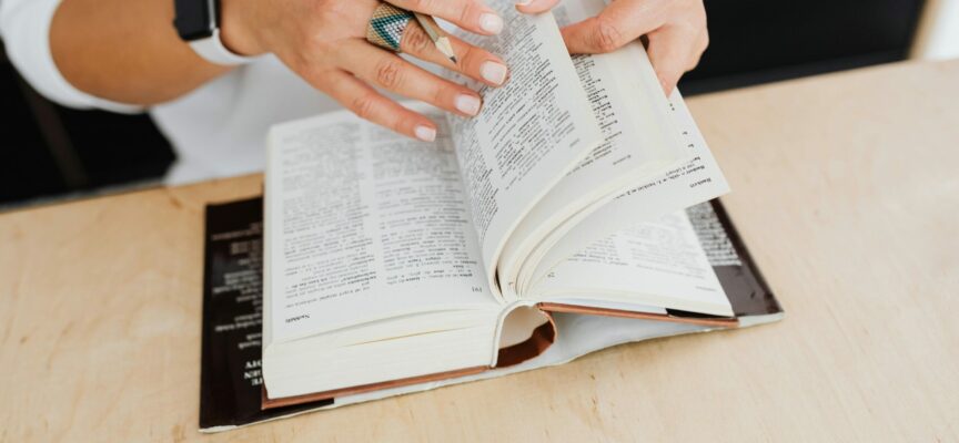 Tłumaczenie pisemne, ustne i uwierzytelnione – charakterystyka