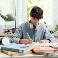 Korepetycje z języka angielskiego – jak mogą pomóc?