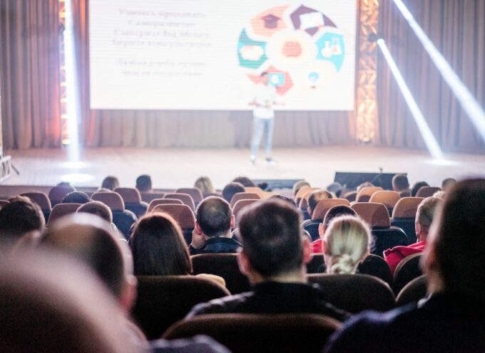 Event biznesowy jako narzędzie budowania marki – dlaczego warto inwestować w dobrze zorganizowane spotkania