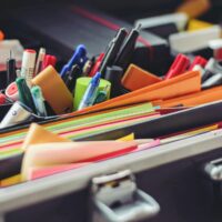 Jak wybrać najlepszy sklep z artykułami piśmienniczymi